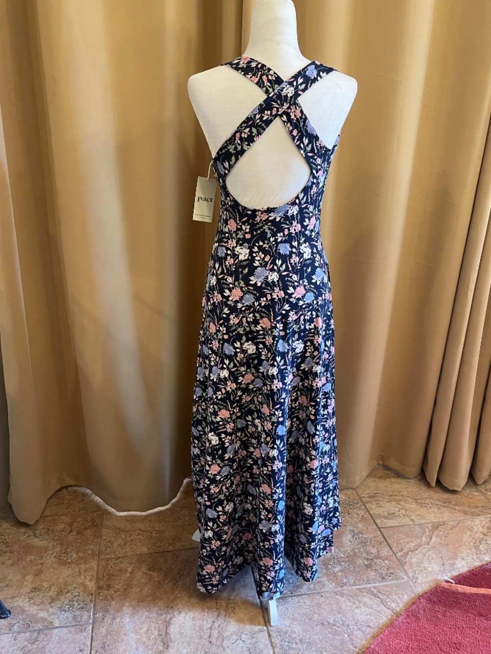 NEW! Pact Dayspring Blooms Fit Flare Maxi Dress Size S NWT! - Picture 6 of 12